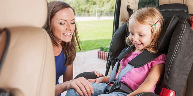 Kleinbus mit großem Kofferaum mieten für Kindergeburtstage